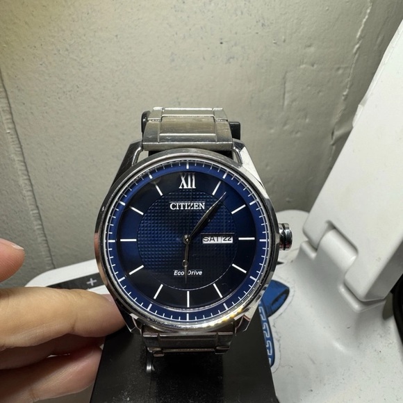 Citizen Silver Watch with Blue Dial - Picture 5 of 8